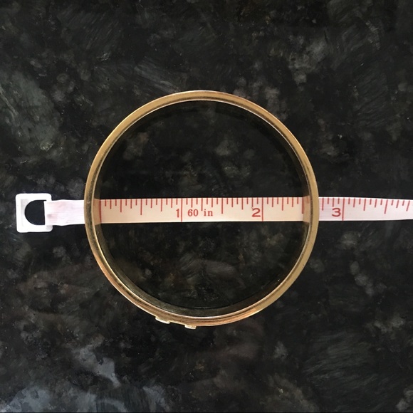 vince camuto Red V Shape Logo Bracelet - Picture 4 of 5